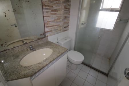 Apartamento para alugar com 69m², 3 quartos e 1 vaga Apartamento para alugar com 69m², 3 quartos e 1 vagaBanheiro da Suíte