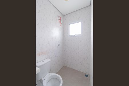 Casa à venda com 125m², 3 quartos e 4 vagas Casa à venda com 125m², 3 quartos e 4 vagasBanheiro da suíte 2