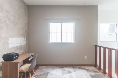 Casa para alugar com 182m², 2 quartos e 2 vagasEscritório