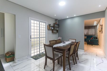 Sala de Jantar de casa para alugar com 2 quartos, 182m² em Vila Brás Cubas, Mogi das Cruzes