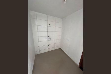 Cozinha de casa para alugar com 2 quartos, 40m² em Campo de Santana, Curitiba