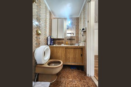 Apartamento para alugar com 110m², 3 quartos e 1 vaga Apartamento para alugar com 110m², 3 quartos e 1 vagaBanheiro da Suíte