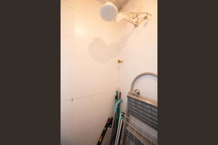 Casa à venda com 75m², 3 quartos e 1 vaga Casa à venda com 75m², 3 quartos e 1 vagaBanheiro de Serviço