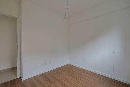 Apartamento à venda com 85m², 3 quartos e 2 vagasQuarto 2