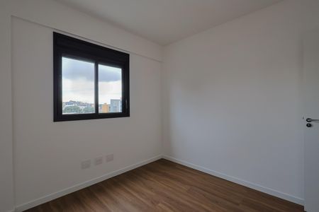 Apartamento à venda com 85m², 3 quartos e 2 vagasQuarto 2