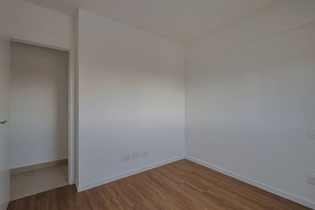 Apartamento à venda com 85m², 3 quartos e 2 vagasQuarto 2