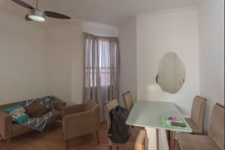 Sala de apartamento à venda com 2 quartos, 57m² em Jardim São Vicente, Campinas
