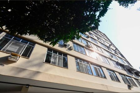 Apartamento à venda com 82m², 2 quartos e 1 vagaFachada