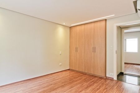 Apartamento à venda com 172m², 3 quartos e 2 vagas Apartamento à venda com 172m², 3 quartos e 2 vagasSuíte