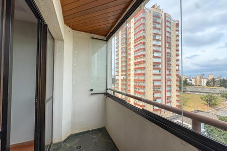 Apartamento à venda com 72m², 2 quartos e 1 vaga Apartamento à venda com 72m², 2 quartos e 1 vagaVaranda da Sala