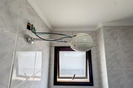 Apartamento à venda com 72m², 2 quartos e 1 vaga Apartamento à venda com 72m², 2 quartos e 1 vagaBanheiro