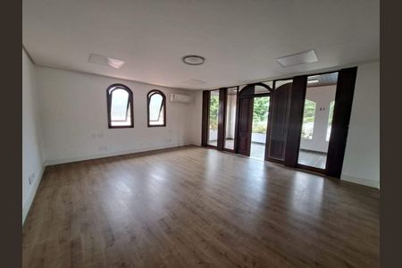 Casa à venda com 4 quartos, 1600m² em Barra da Tijuca, Rio de Janeiro