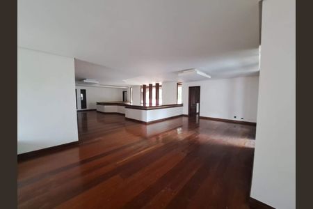 Casa à venda com 4 quartos, 1600m² em Barra da Tijuca, Rio de Janeiro