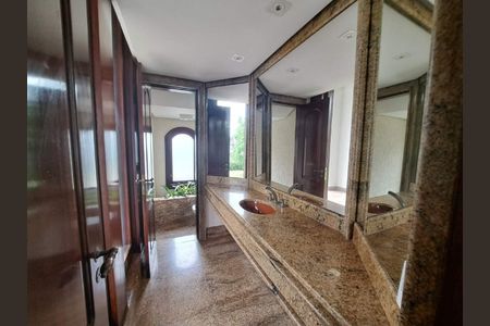 Casa à venda com 1600m², 4 quartos e 8 vagas