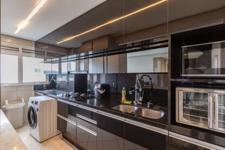 Apartamento para alugar com 140m², 3 quartos e 2 vagasCozinha e Área de Serviço