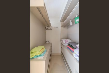 Apartamento para alugar com 140m², 3 quartos e 2 vagasCloset da suíte