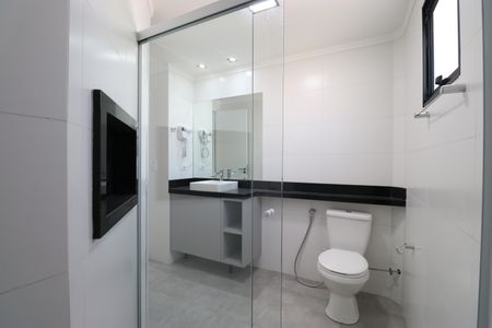 Banheiro de apartamento para alugar com 1 quarto, 36m² em Pompeia, São Paulo