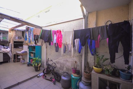 Casa à venda com 85m², 2 quartos e sem vagaÁrea de Serviço/Lazer