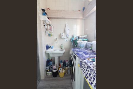 Apartamento à venda com 77m², 2 quartos e 1 vaga Apartamento à venda com 77m², 2 quartos e 1 vagaÁrea de Serviço