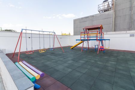 Apartamento à venda com 77m², 2 quartos e 1 vaga Apartamento à venda com 77m², 2 quartos e 1 vagaÁrea comum - Playground