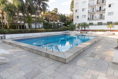 Apartamento à venda com 77m², 2 quartos e 1 vaga Apartamento à venda com 77m², 2 quartos e 1 vagaÁrea comum - Piscina