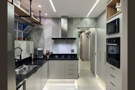 Apartamento à venda com 236m², 3 quartos e 1 vaga Apartamento à venda com 236m², 3 quartos e 1 vagaCozinha