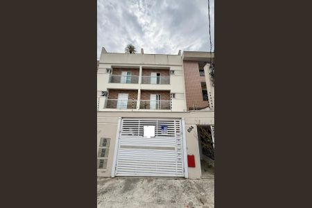 Apartamento à venda com 81m², 2 quartos e 1 vaga Apartamento à venda com 81m², 2 quartos e 1 vagaFachada