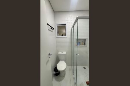 Apartamento à venda com 81m², 2 quartos e 1 vaga Apartamento à venda com 81m², 2 quartos e 1 vagaBanheiro da Suíte