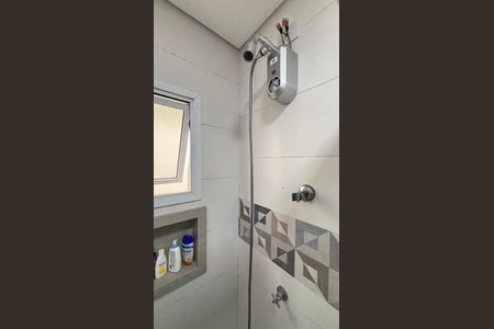 Apartamento à venda com 81m², 2 quartos e 1 vaga Apartamento à venda com 81m², 2 quartos e 1 vagaBanheiro