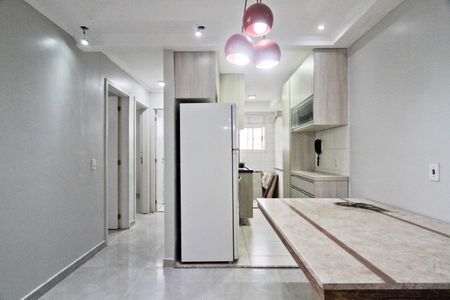 Sala de apartamento para alugar com 2 quartos, 43m² em Parque Jaraguá, São Paulo