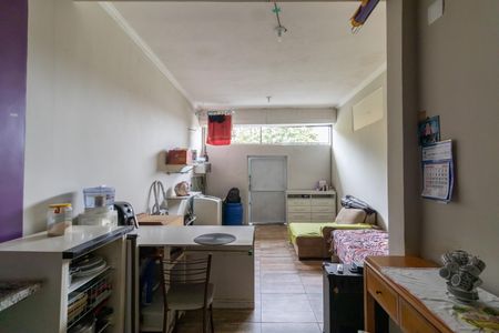 Casa à venda com 170m², 3 quartos e 2 vagasEdícula 