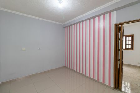 Casa à venda com 170m², 3 quartos e 2 vagasSuíte