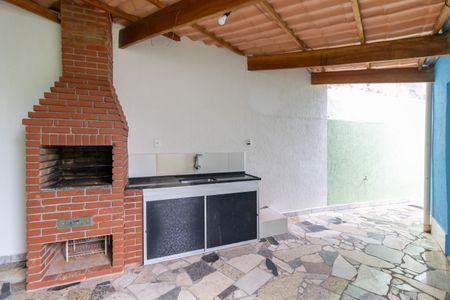 Casa à venda com 170m², 3 quartos e 2 vagasChurrasqueira