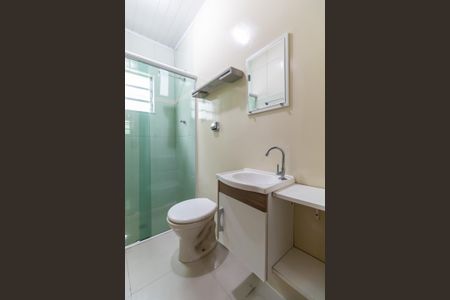 Casa à venda com 170m², 3 quartos e 2 vagasBanheiro