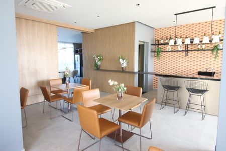 Apartamento à venda com 64m², 2 quartos e 2 vagasÁrea comum - Salão de festas