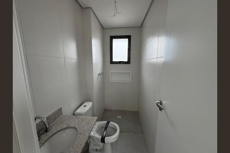 Apartamento à venda com 64m², 2 quartos e 2 vagasBanheiro da Suíte
