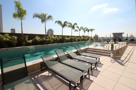 Apartamento à venda com 64m², 2 quartos e 2 vagasÁrea comum - Piscina