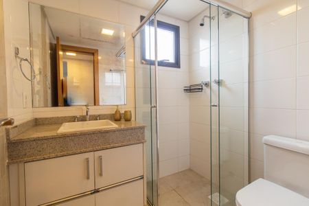 Apartamento para alugar com 119m², 3 quartos e 2 vagas Apartamento para alugar com 119m², 3 quartos e 2 vagasBanheiro Social 1