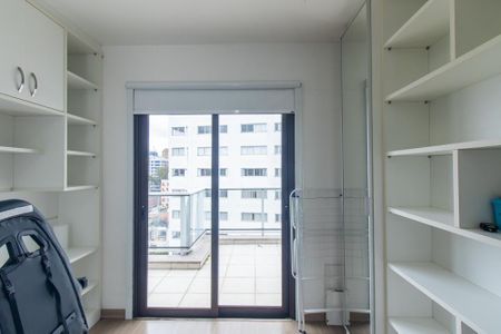Apartamento para alugar com 119m², 3 quartos e 2 vagas Apartamento para alugar com 119m², 3 quartos e 2 vagasQuarto 2