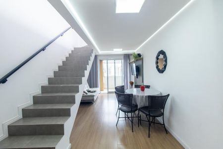 Apartamento para alugar com 119m², 3 quartos e 2 vagas Apartamento para alugar com 119m², 3 quartos e 2 vagasSala