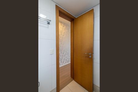 Apartamento para alugar com 119m², 3 quartos e 2 vagas Apartamento para alugar com 119m², 3 quartos e 2 vagasBanheiro da Suite