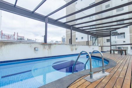 Apartamento para alugar com 119m², 3 quartos e 2 vagas Apartamento para alugar com 119m², 3 quartos e 2 vagasÁrea comum - Piscina