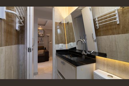 Apartamento à venda com 54m², 2 quartos e 1 vaga Apartamento à venda com 54m², 2 quartos e 1 vagaBanheiro