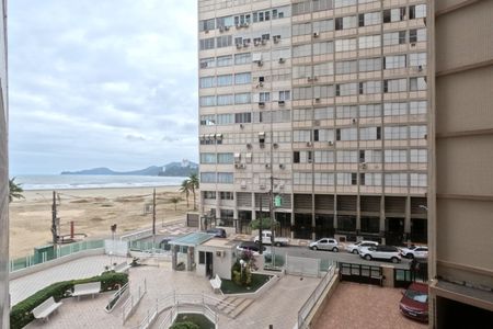 Apartamento para alugar com 128m², 2 quartos e 1 vagaÁrea Comum - Vista do corredor da Área de Serviço