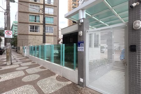 Apartamento para alugar com 128m², 2 quartos e 1 vagaFachada