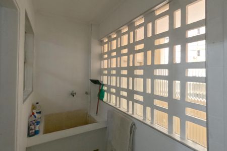 Apartamento para alugar com 128m², 2 quartos e 1 vagaÁrea de Serviço