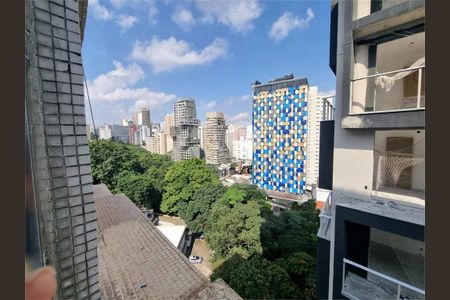 Apartamento à venda com 2 quartos, 67m² em Cerqueira César, São Paulo