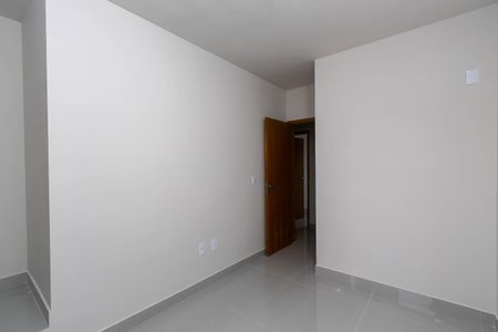 Casa à venda com 95m², 2 quartos e 2 vagasQuarto 1