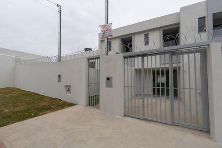 Casa à venda com 95m², 2 quartos e 2 vagasFachada