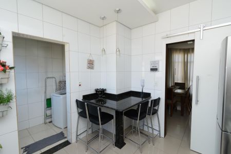 Apartamento à venda com 97m², 3 quartos e 2 vagasCozinha
